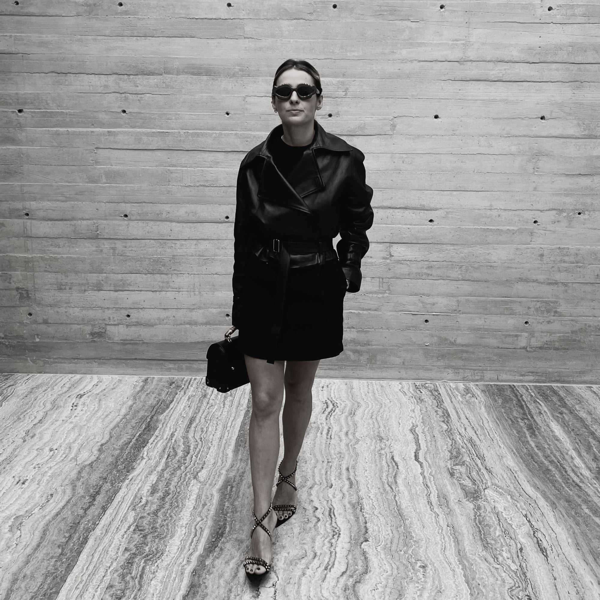 SOLER BLACK OUTFIT LEATHER